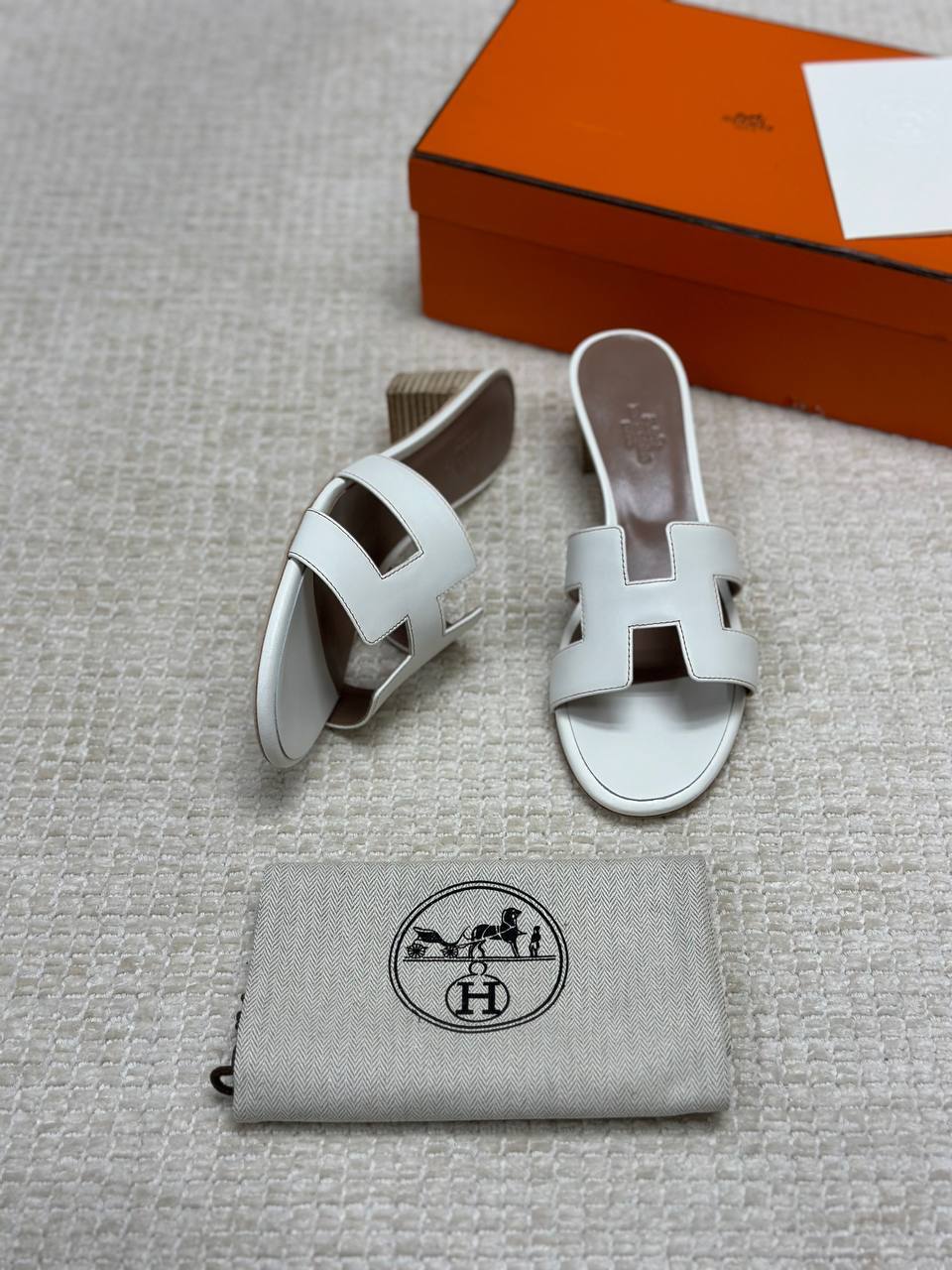 Γυναικεία παπούτσια Hermes