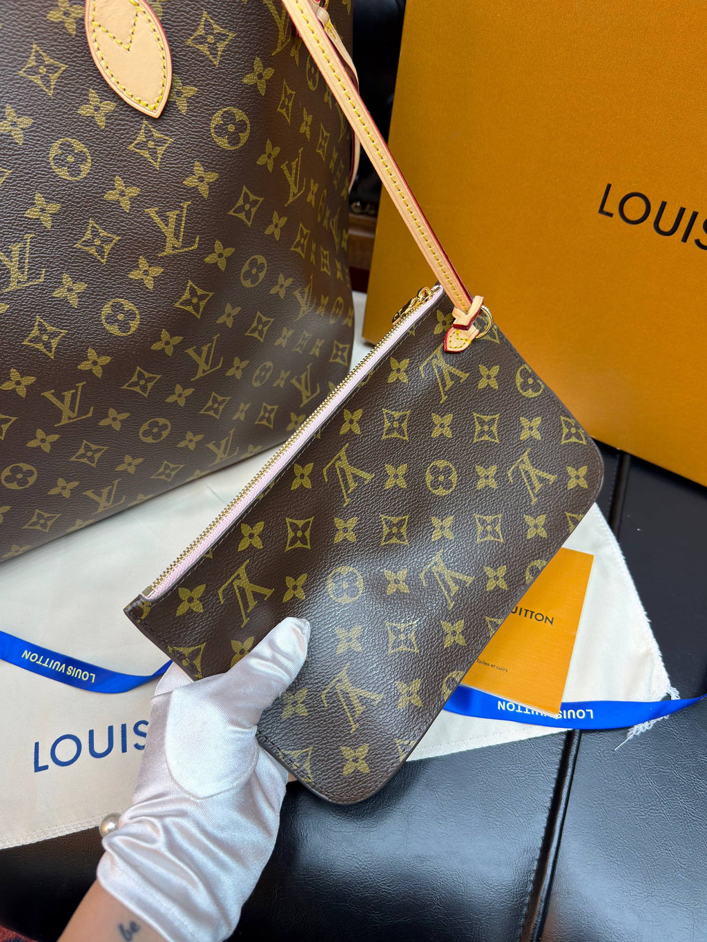 Louis Vuitton Neverfull
