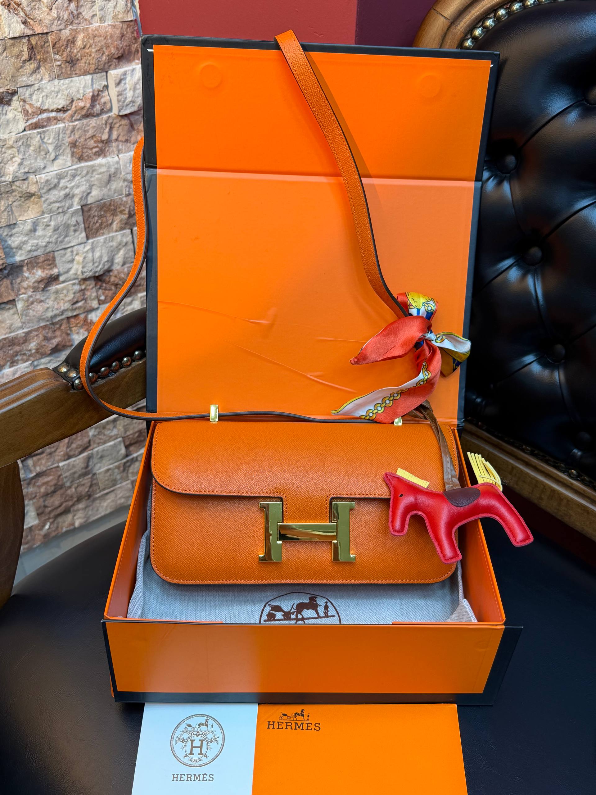 Hermès Constance Elongated