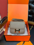 Hermès Constance