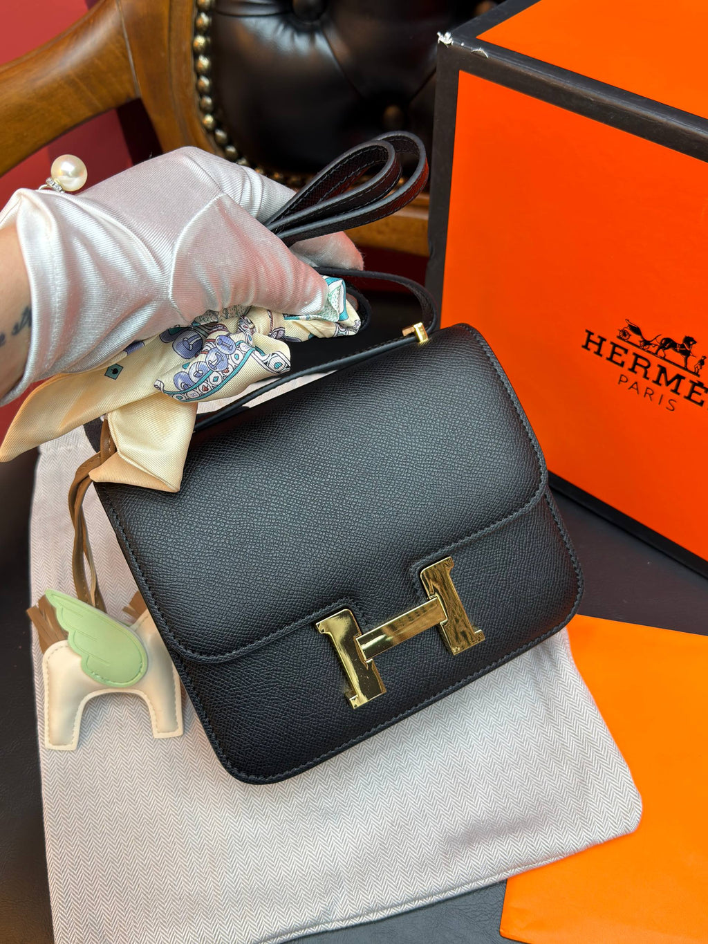Hermès Constance