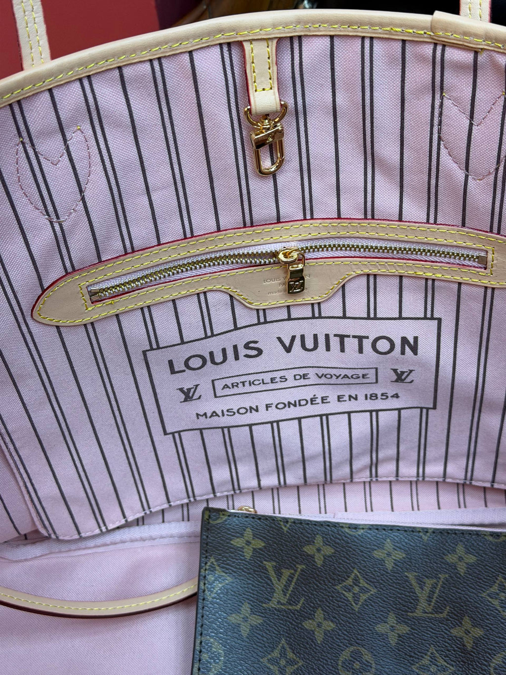 Louis Vuitton Neverfull