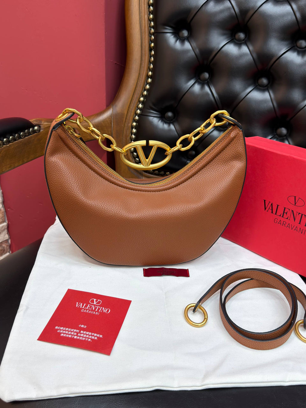Valentino Garavani VLogo Moon