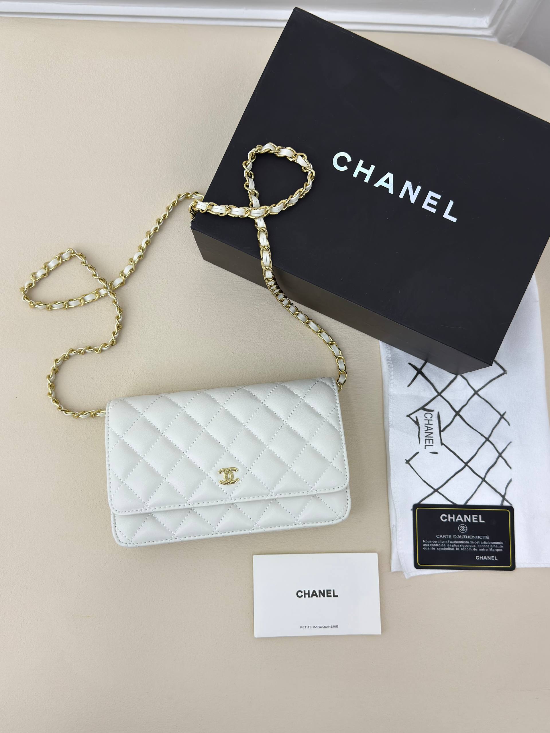 Chanel Classic Wallet On Chain