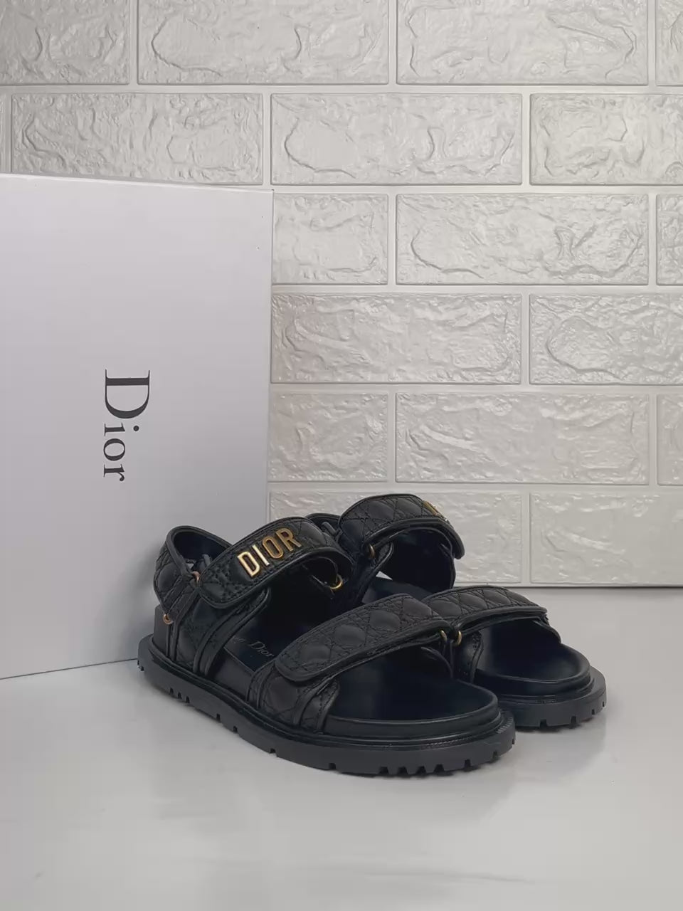 Γυναικεία παπούτσια Christian Dior