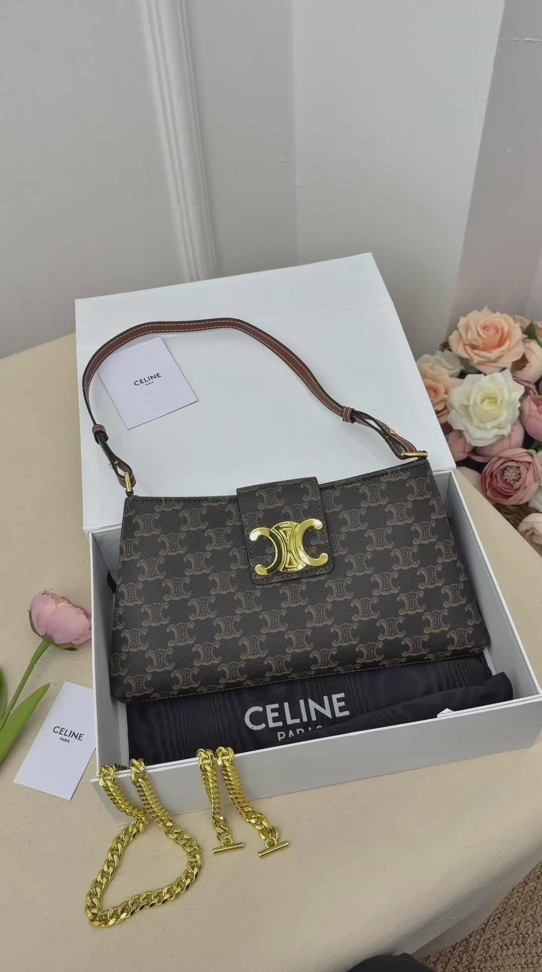 Celine Multipochette in Triomphe